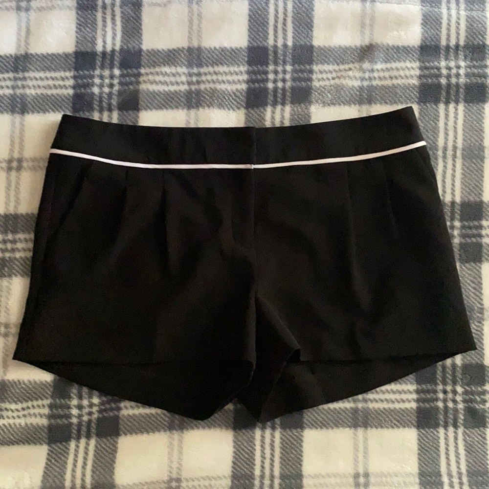 NWT Express Black Dress Short Size 8